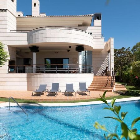 Beachside Villa In Puerto Marina, Benalmádena Buitenkant foto