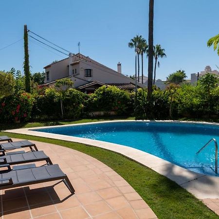 Beachside Villa In Puerto Marina, Benalmádena Buitenkant foto
