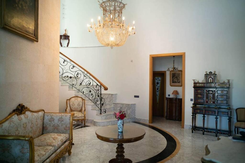 Beachside Villa In Puerto Marina, Benalmádena Buitenkant foto