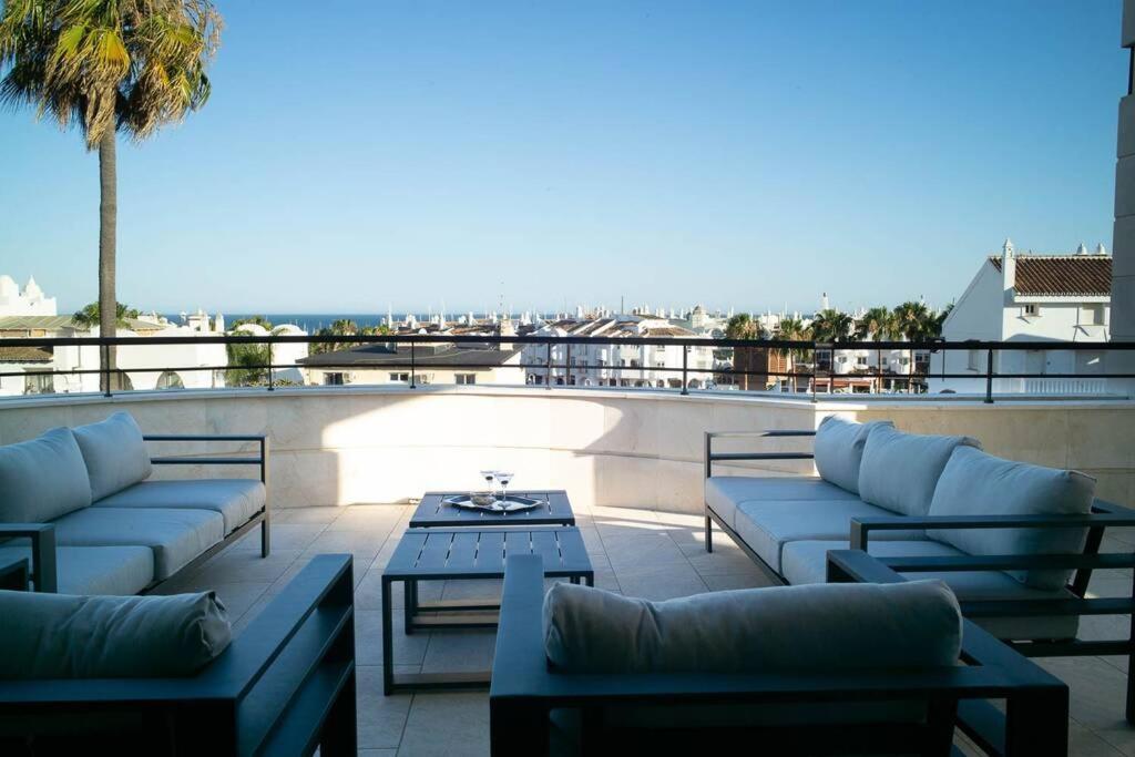 Beachside Villa In Puerto Marina, Benalmádena Buitenkant foto